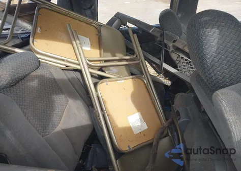 2003 Chevrolet Avalanche 1500 из США, поврежденный, VIN 3GNEC13TX3G200447